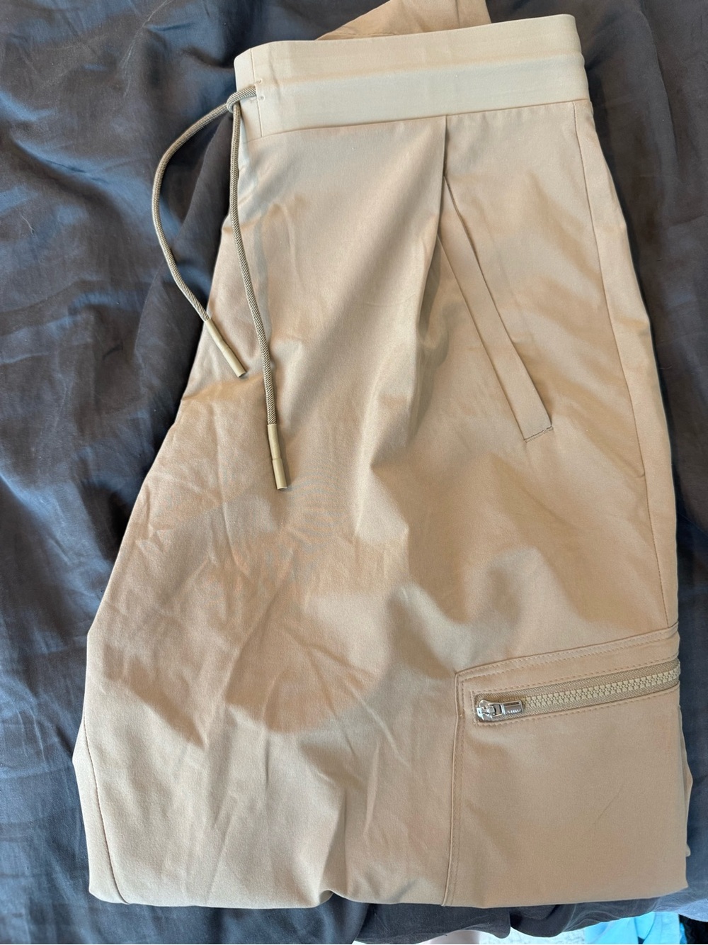 Athleta Go Far tan/beige Joggers